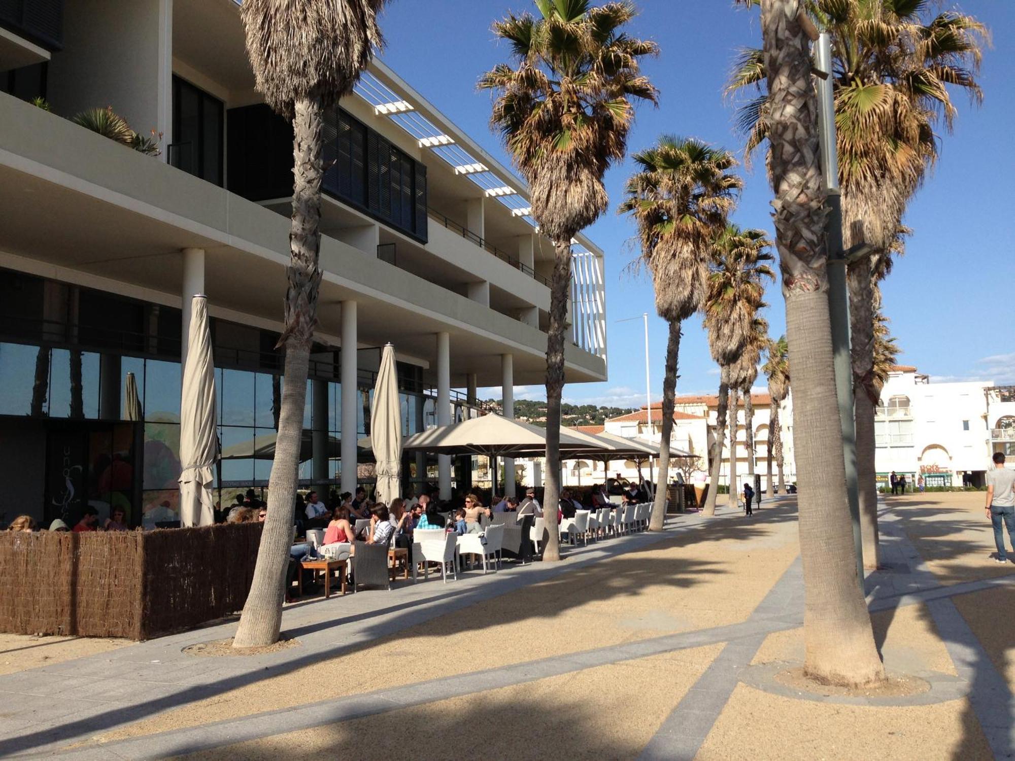 Appartement 2 Pieces Avec Terrasse 25M² Et Parking A 50M De La Plage - Fr-1-338-114 Sète Exterior foto